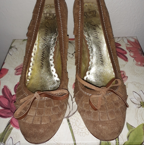 Juicy Couture heels - Picture 2 of 4